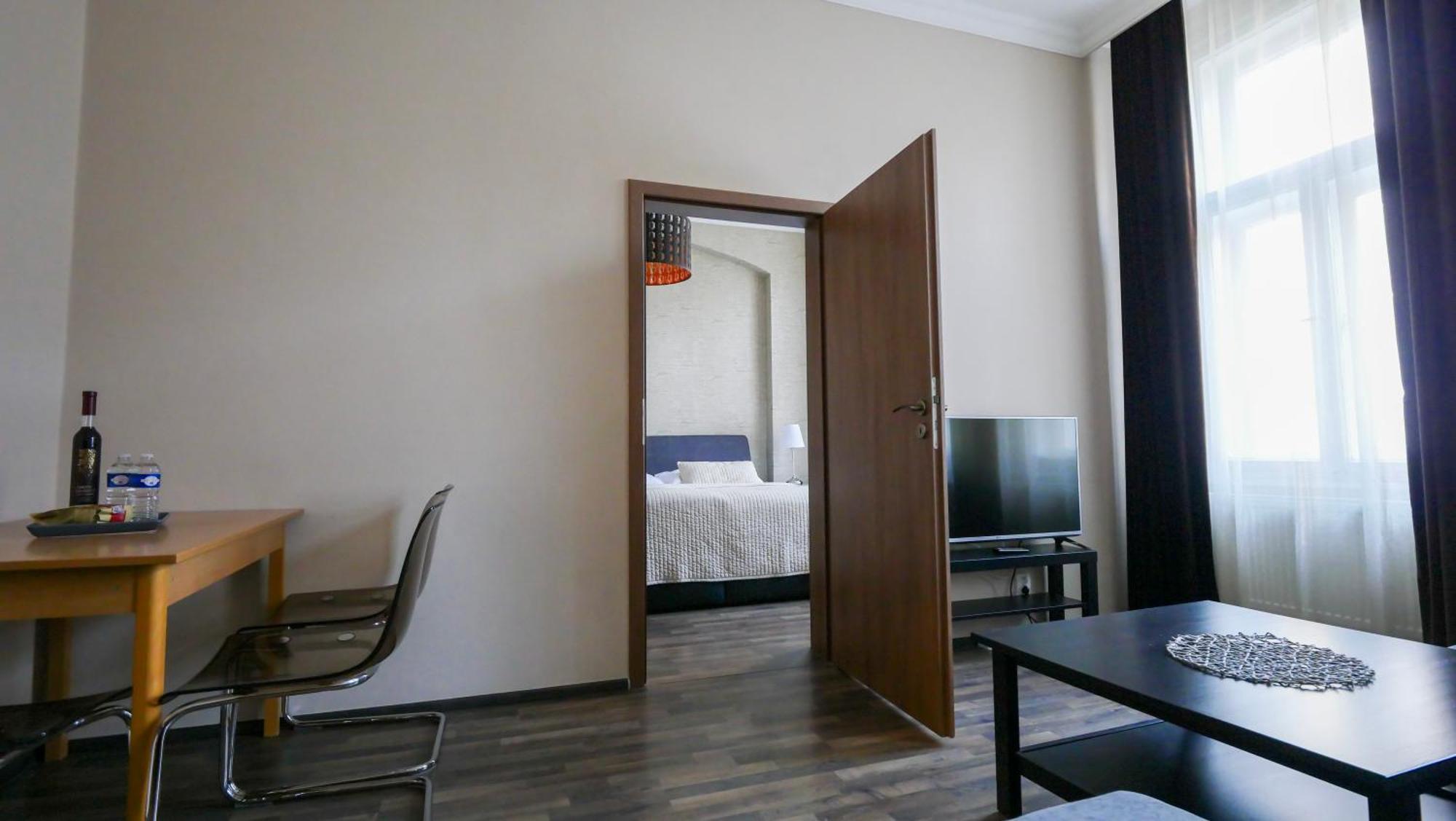 Residence Moravia Apartments Κάρλοβι Βάρι Εξωτερικό φωτογραφία