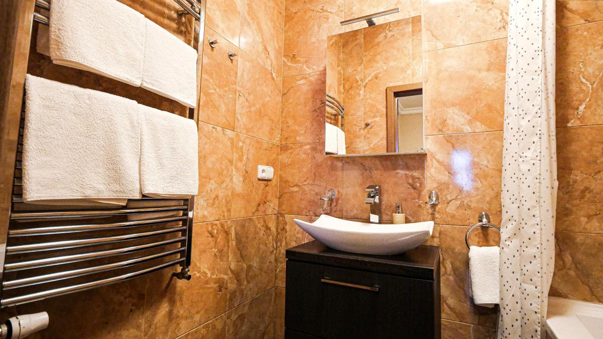 Residence Moravia Apartments Κάρλοβι Βάρι Εξωτερικό φωτογραφία