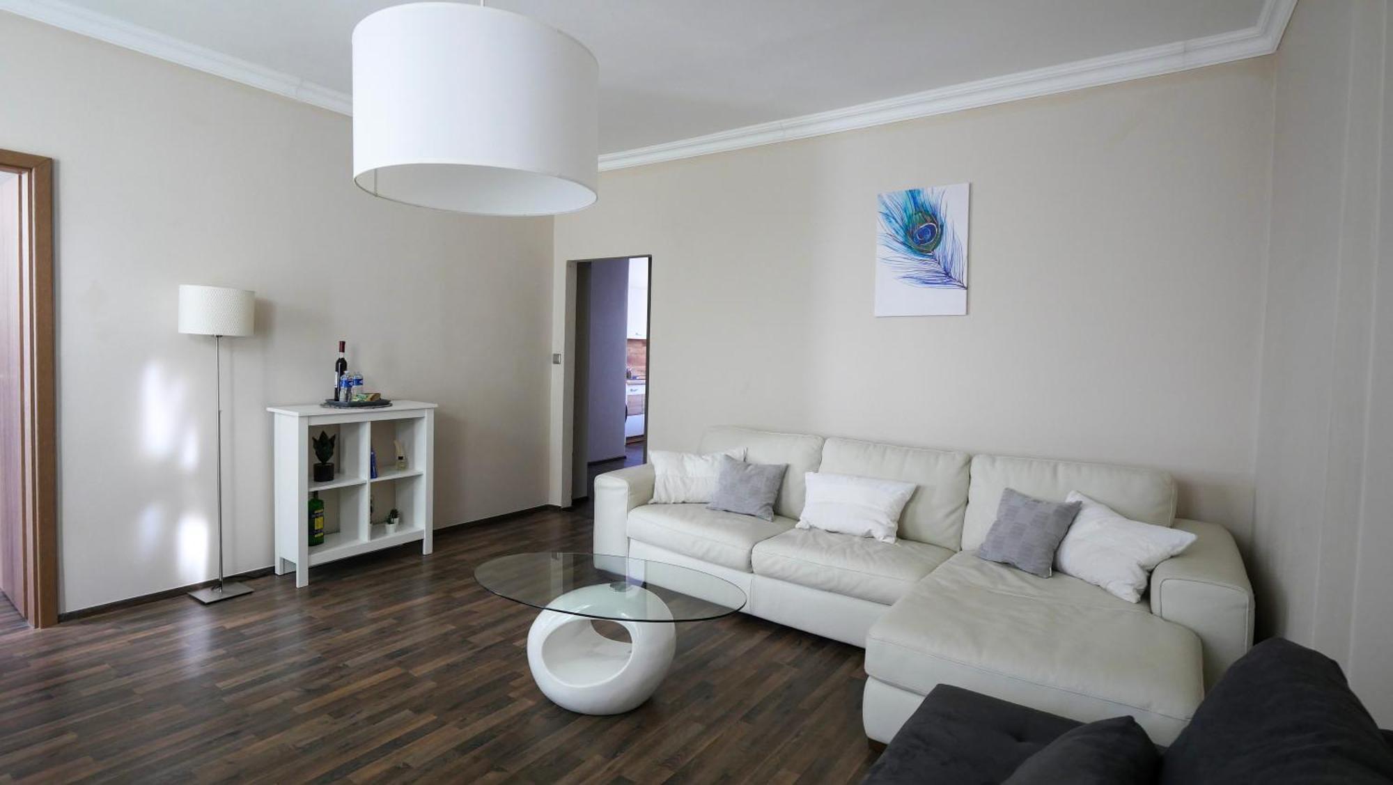 Residence Moravia Apartments Κάρλοβι Βάρι Εξωτερικό φωτογραφία